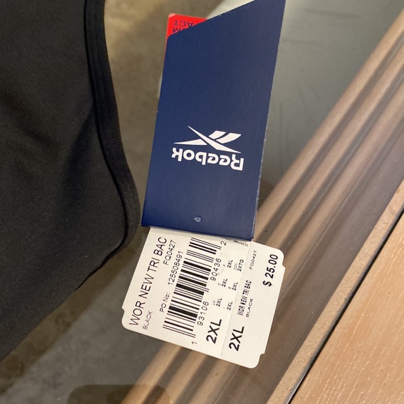 NWT......Reebok. 2xl. Padded bra.  AWESOME PADDED SUPPORT. - Picture 2 of 3